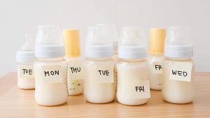 Read more about the article How Many Bottles Do You Need for a Baby: Essential Tips
