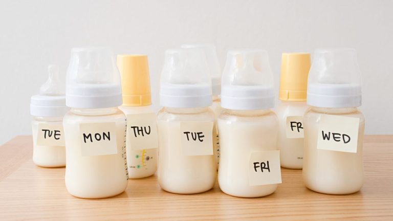 How Many Bottles Do You Need for a Baby: Essential Tips