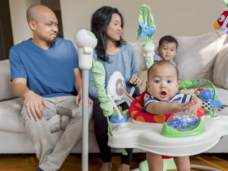 What Age Can a Baby Go in a Bouncer Chair