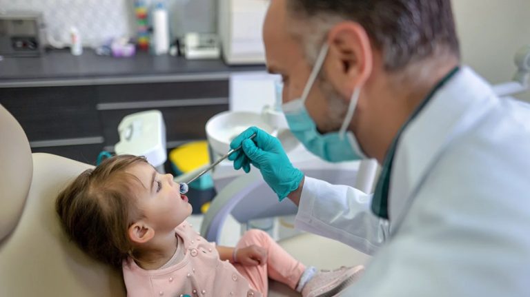 When to Worry About Baby Teeth Not Coming in