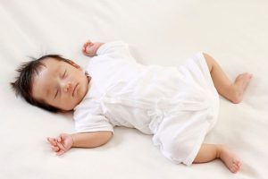 Read more about the article Should Baby Go to Bed Early If Missed Nap