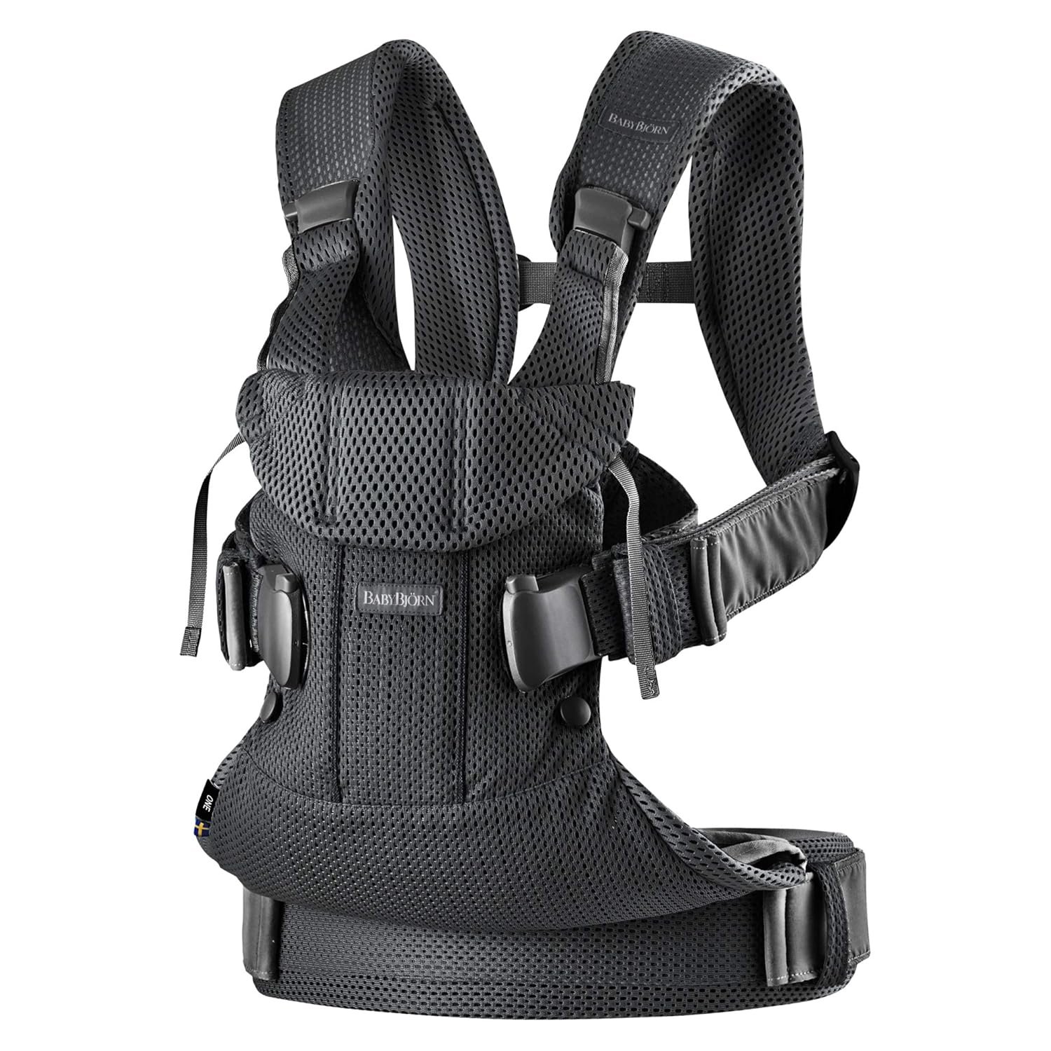 You are currently viewing Breathable Bliss: A Review of the BabyBjörn New Baby Carrier One Air 2019